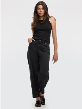 NWOT Reitmans High-Rise Barrel Jeans,Black, Size 29